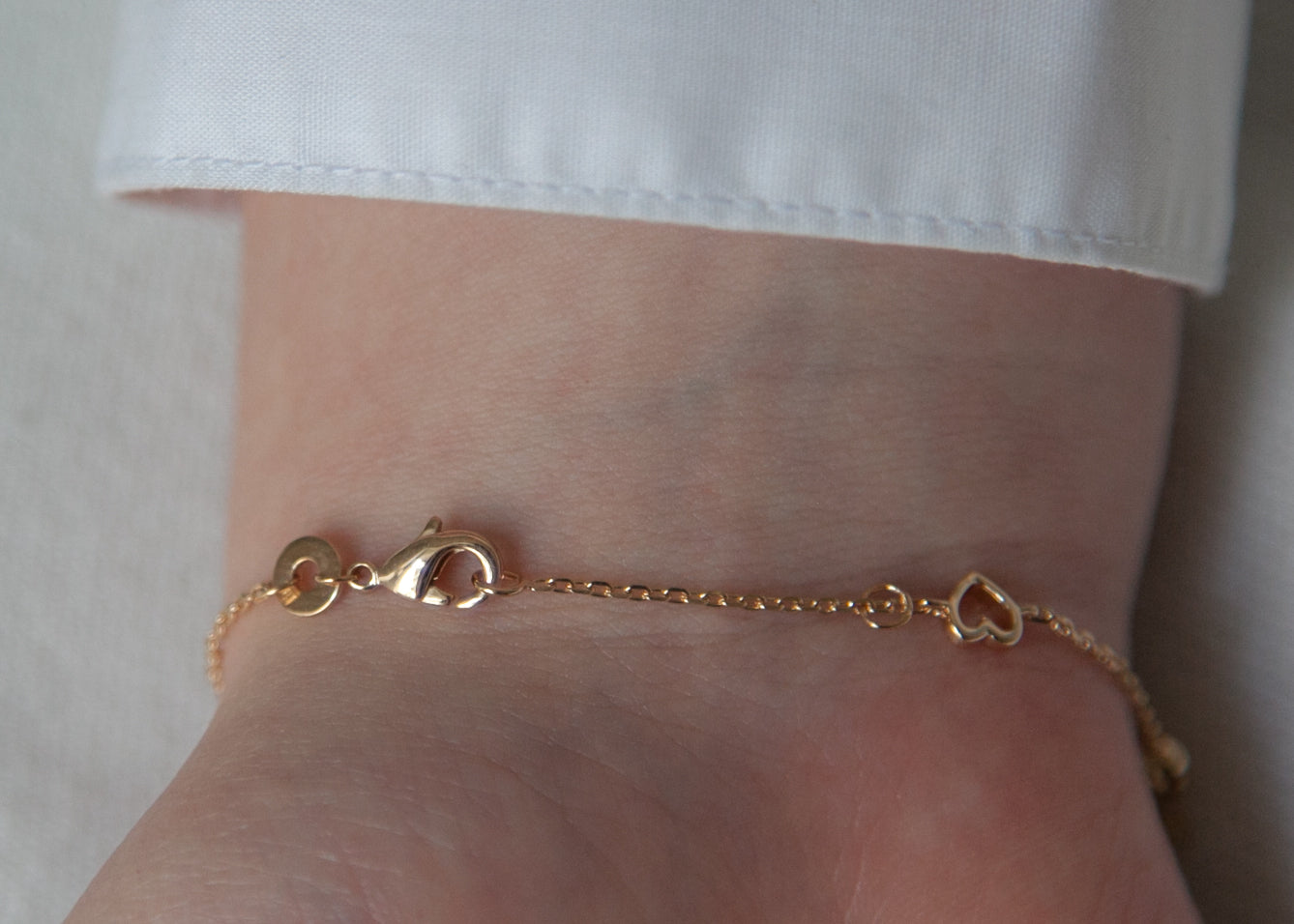 Damen-Armband mit Herzchen vergoldet