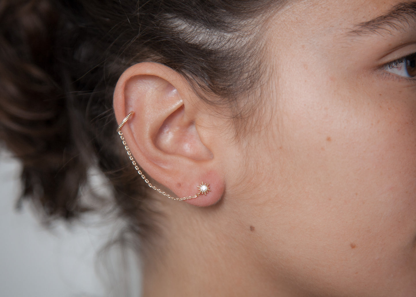 Ear Cuff Twin mit Kette und Ohrstecker vergoldet