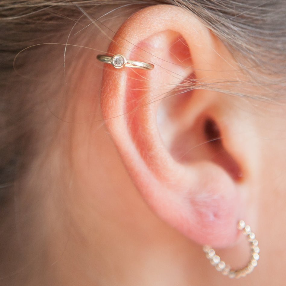 Ear Cuff mit Zirkonia vergoldet