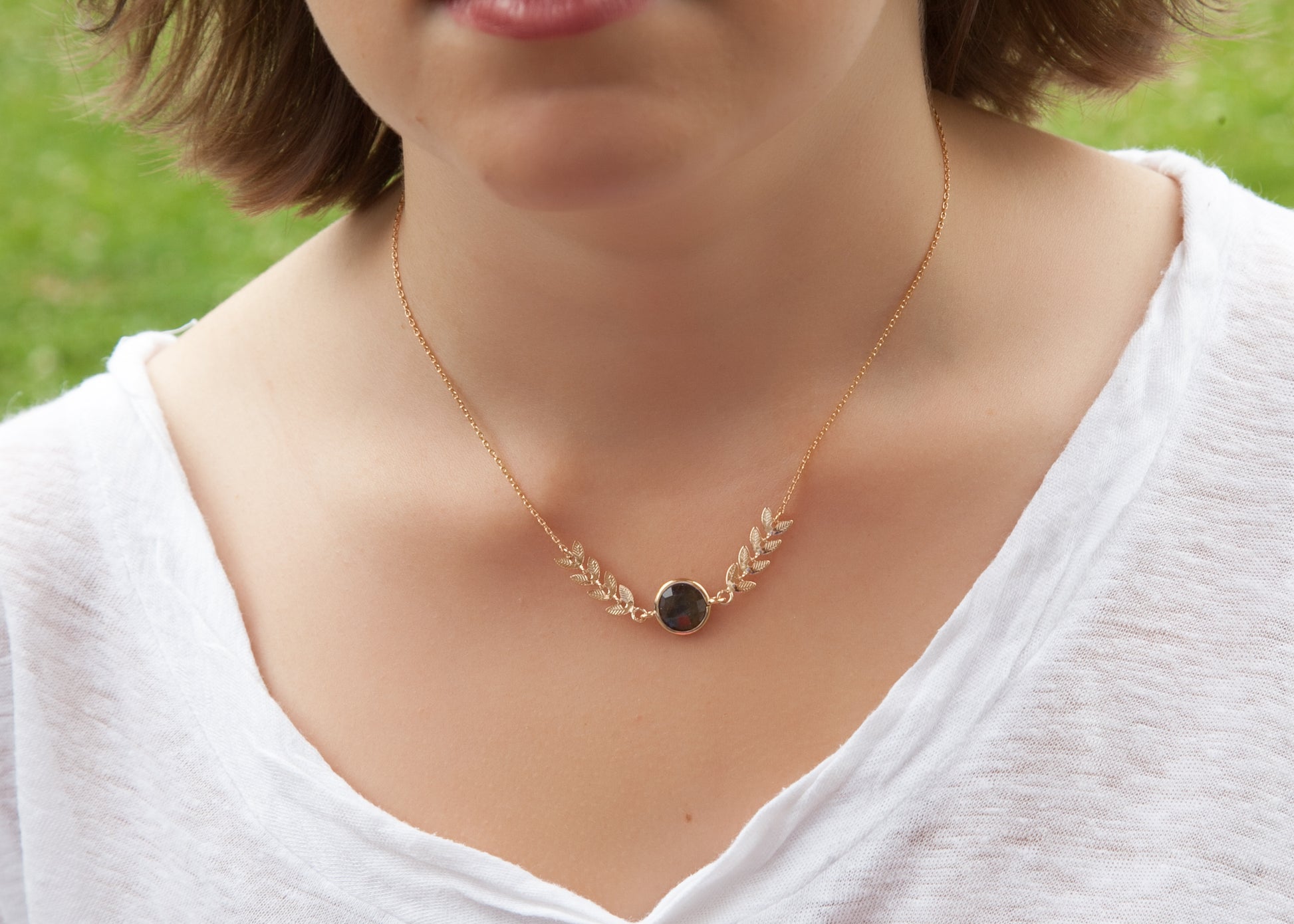 Kette mit Labradorit-Edelstein Anhänger - Vergoldet