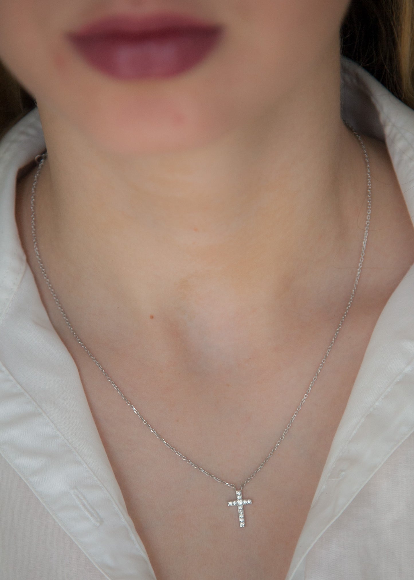 Kette mit Kreuz aus Silber mit Zirkonia - Kreuzkette für Damen
