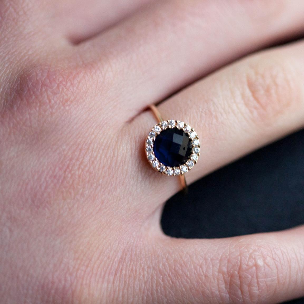 Ring mit blauem Stein | 16Karat vergoldet