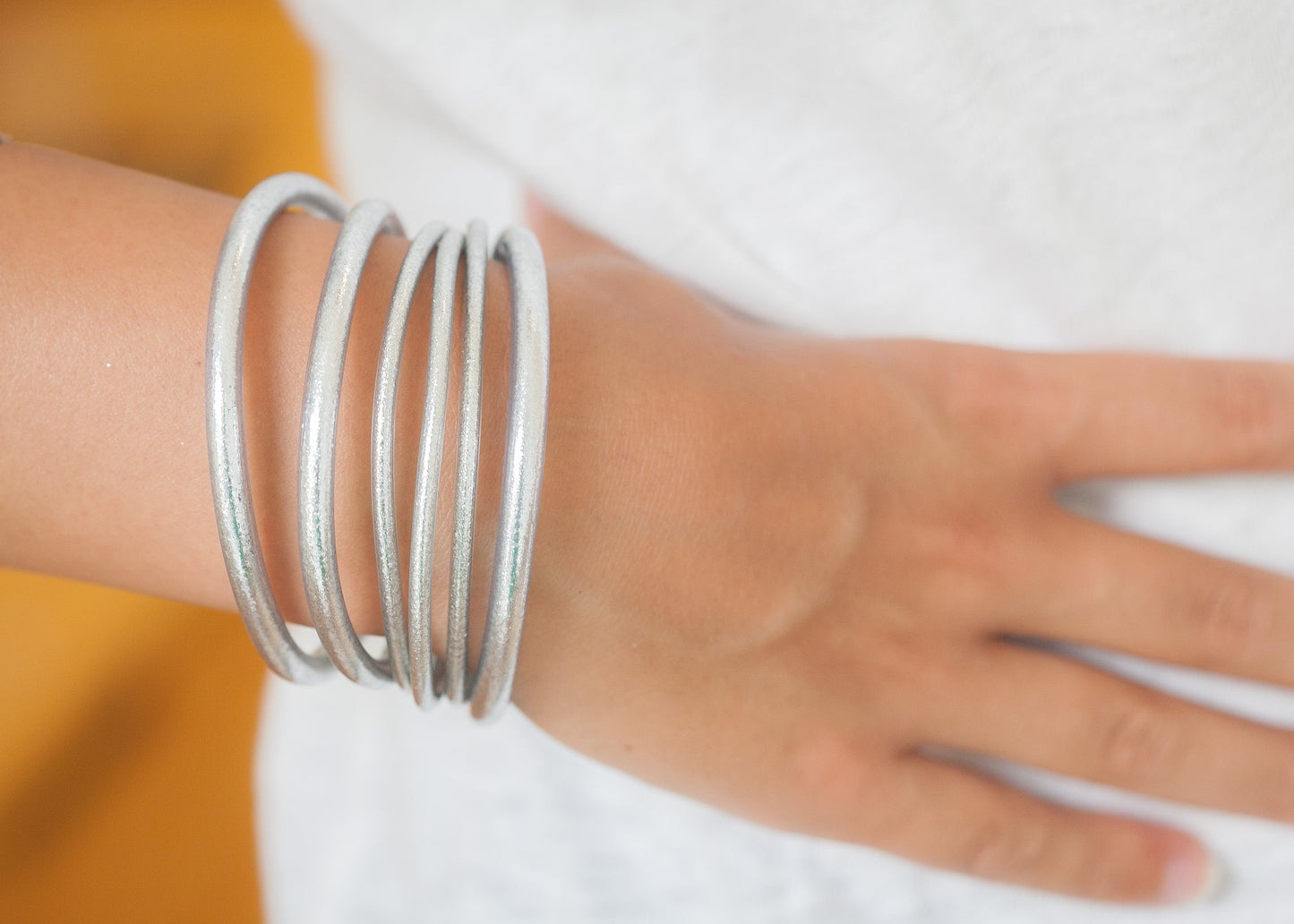 Buddhistisches Armband silber
