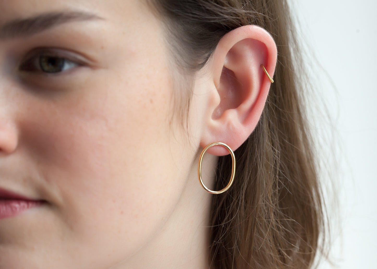 Feine Ohrstecker Oval vergoldet, Ohrringe für Damen