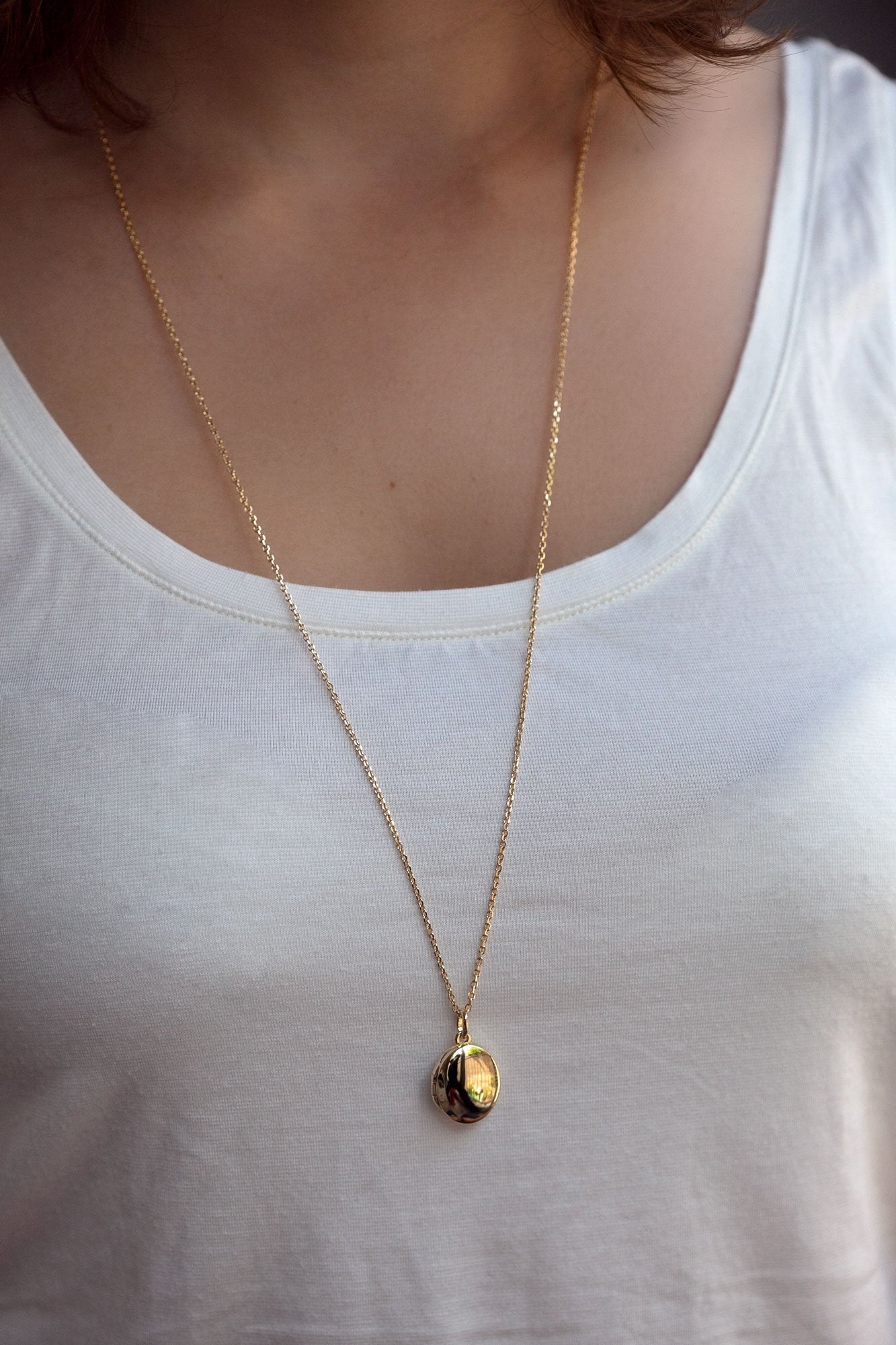 Lange Kette mit Oval Foto Medaillon - 16Karat vergoldet