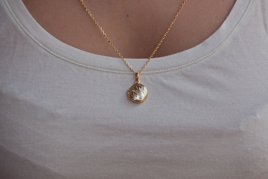 Lange Kette mit Rund Foto Medaillon - 16Karat vergoldet