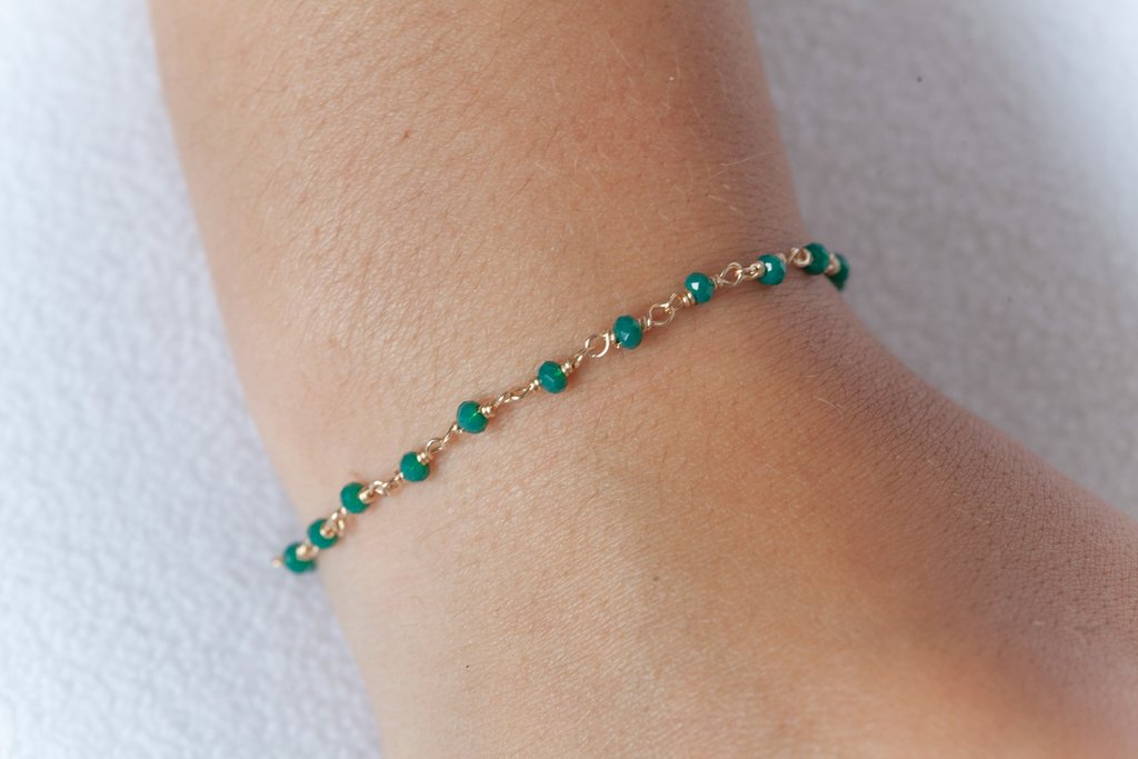 Armband mit bunten Steinen - 16 Karat vergoldet