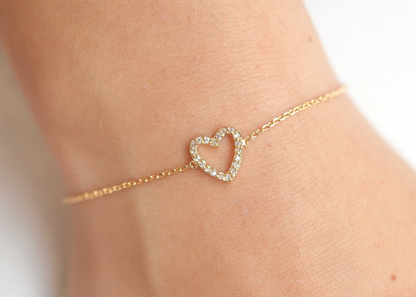 Armband offenes Herz mit Zirkonia 16K Vergoldet