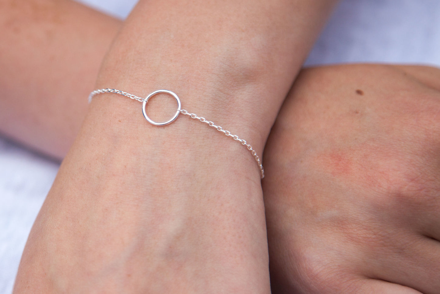 Armband mit eingearbeitetem Ring aus Silber