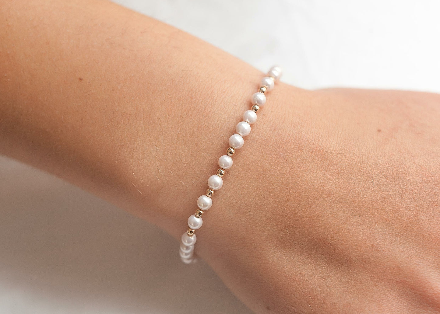 Zeitloses Perlenarmband - 18K vergoldet