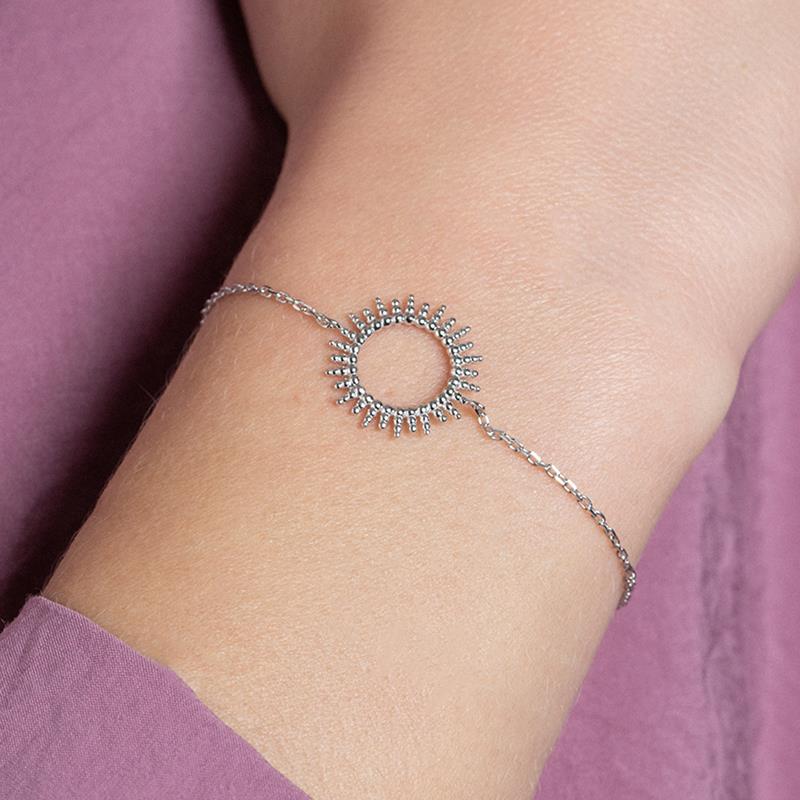 Armband mit Sonnensymbol aus Silber