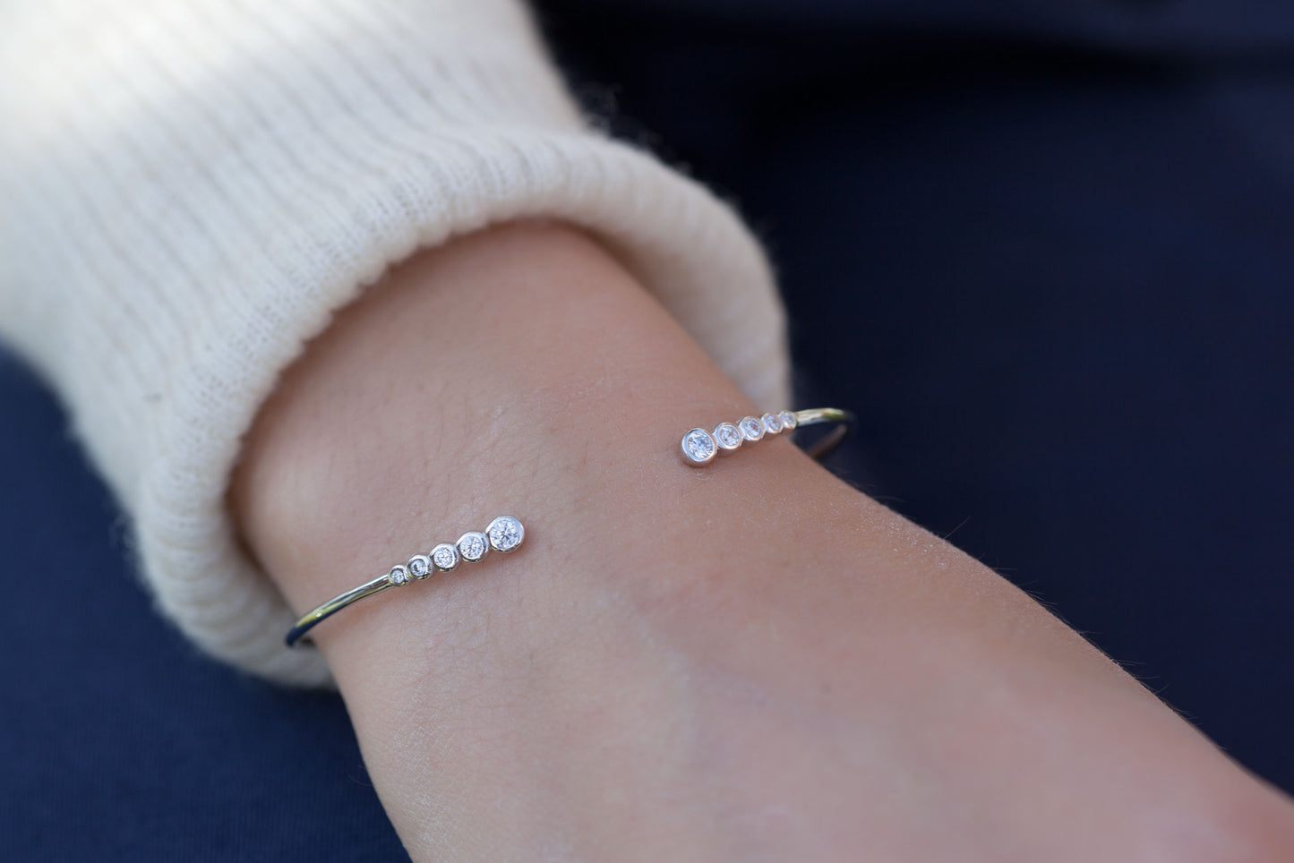 silber armreif mit zirkonia