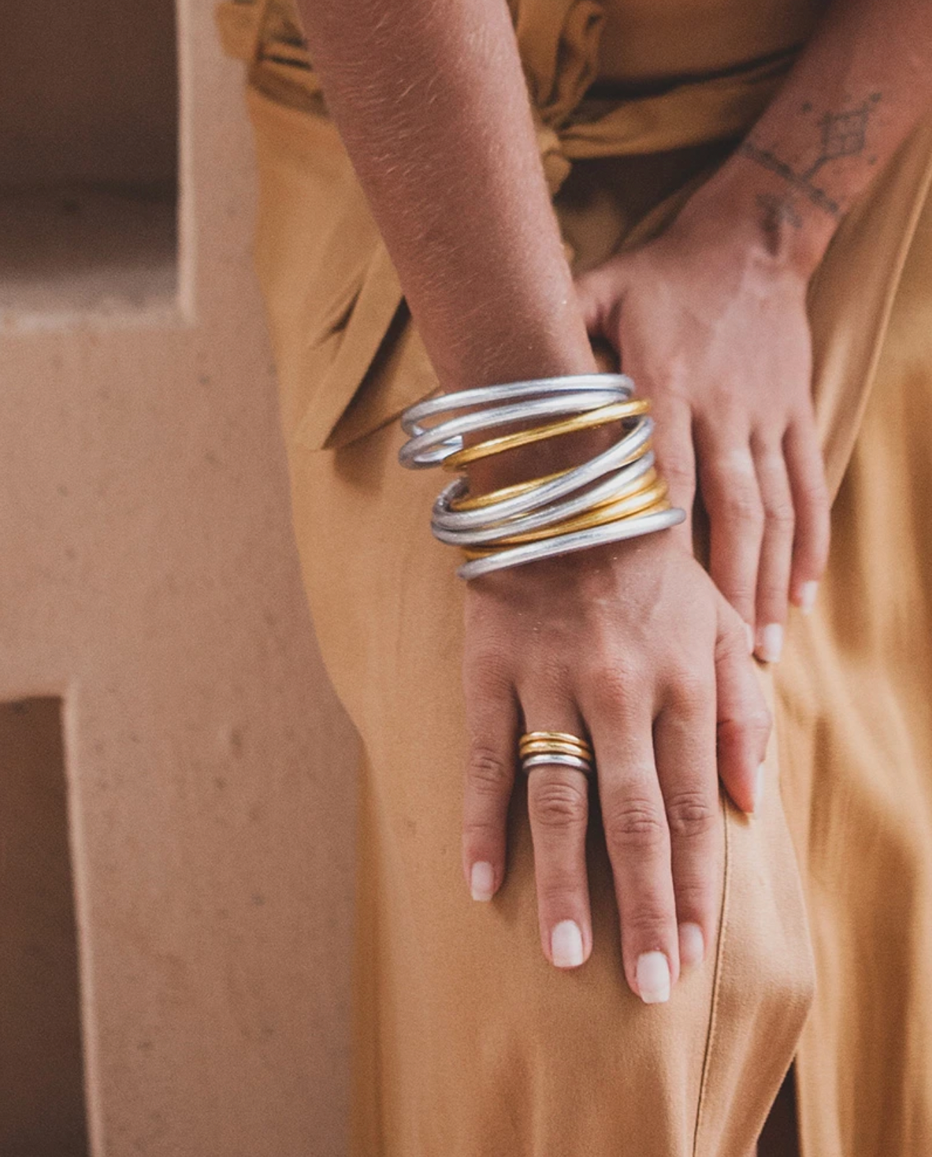 Buddhistisches Armband silber