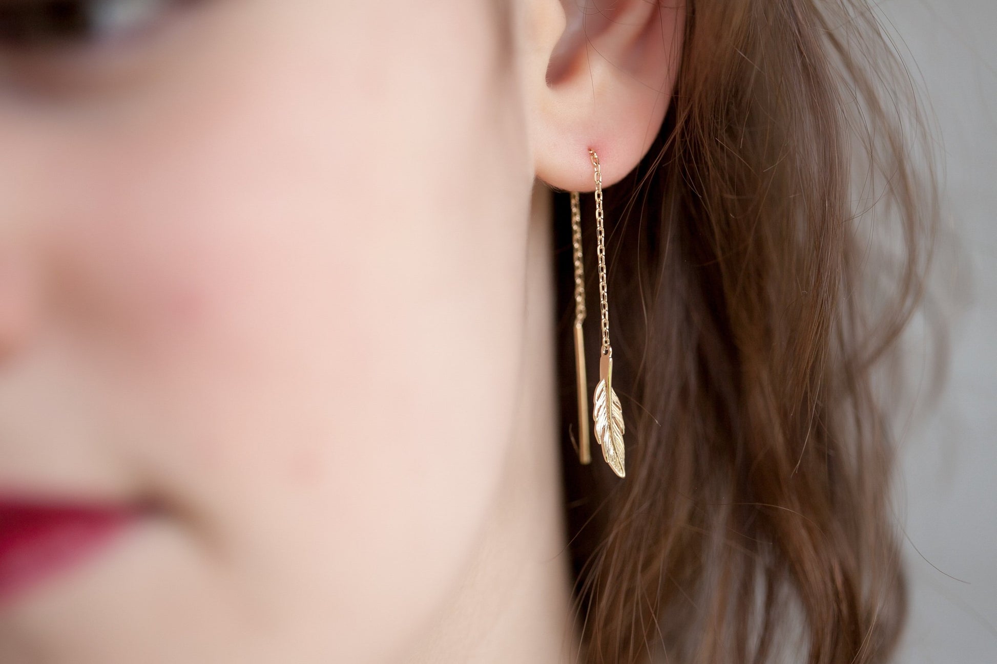 Ohrkettchen Feder | 16Karat vergoldet