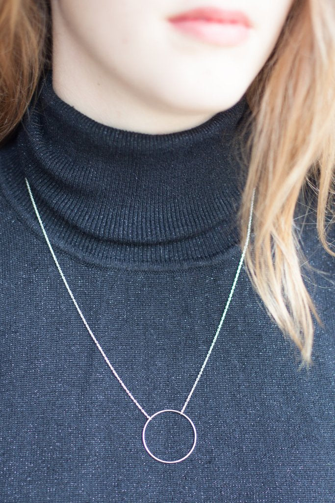 Kette mit eingearbeitetem Ring aus Silber