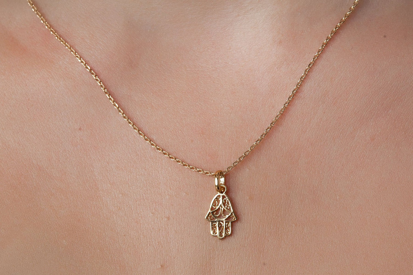 Halskette mit Hand der Fatima vergoldet - Hamsa Kette