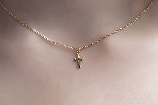 Kette mit Kreuz - 16 Karat vergoldet