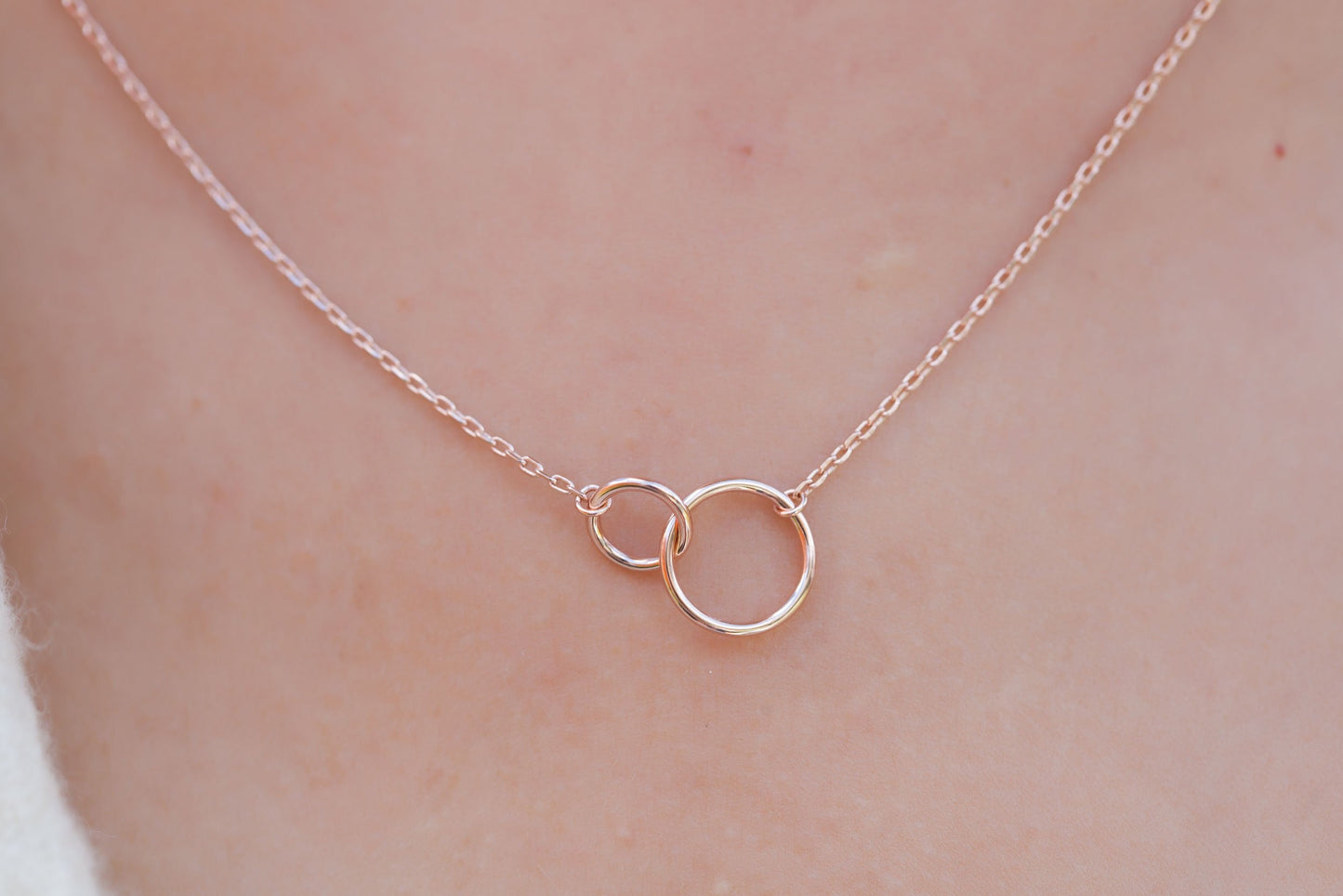 Zwei-Ringlein-Kette | 16Karat rosévergoldet