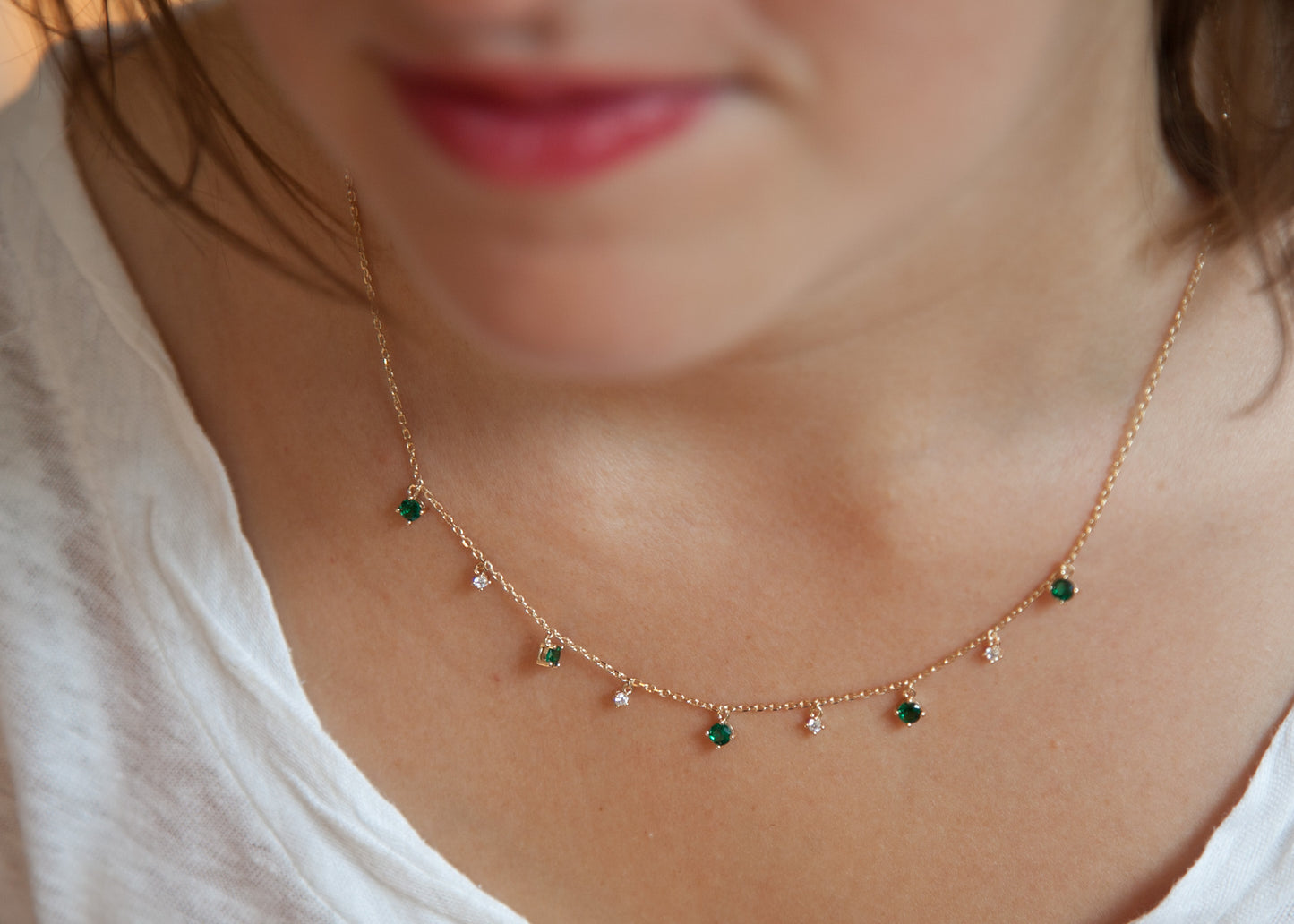 Kette Mit 9 Zirkonia-Steinchen - 18K vergoldet