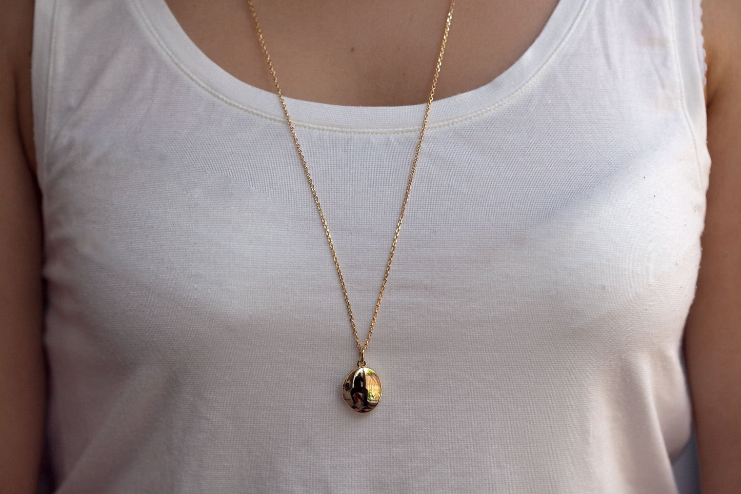 Lange Kette mit Oval Foto Medaillon - 16Karat vergoldet