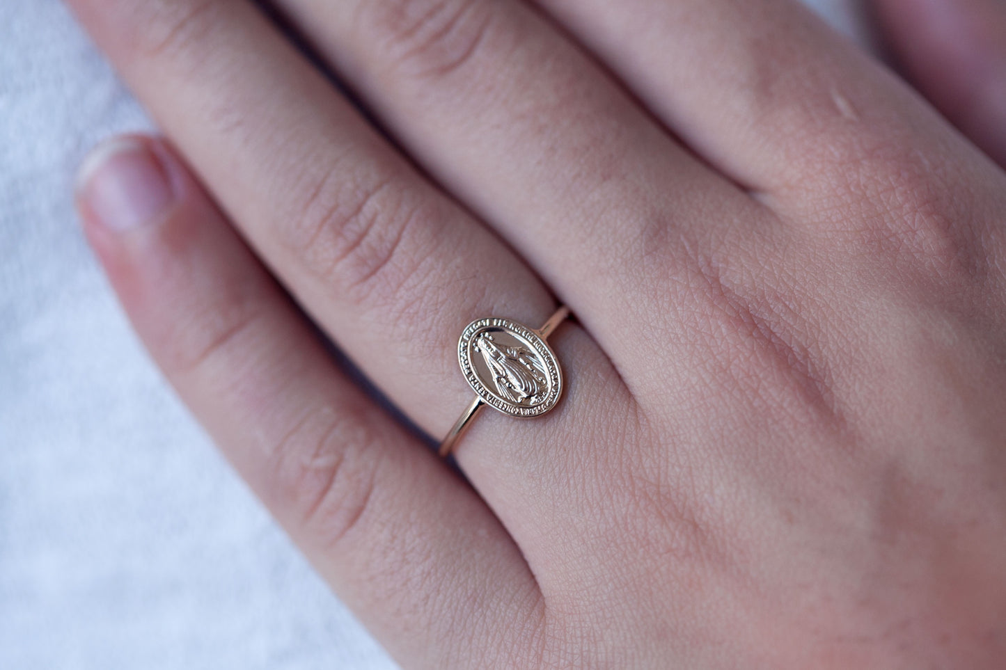 Ring mit Madonna - 16Karat vergoldet