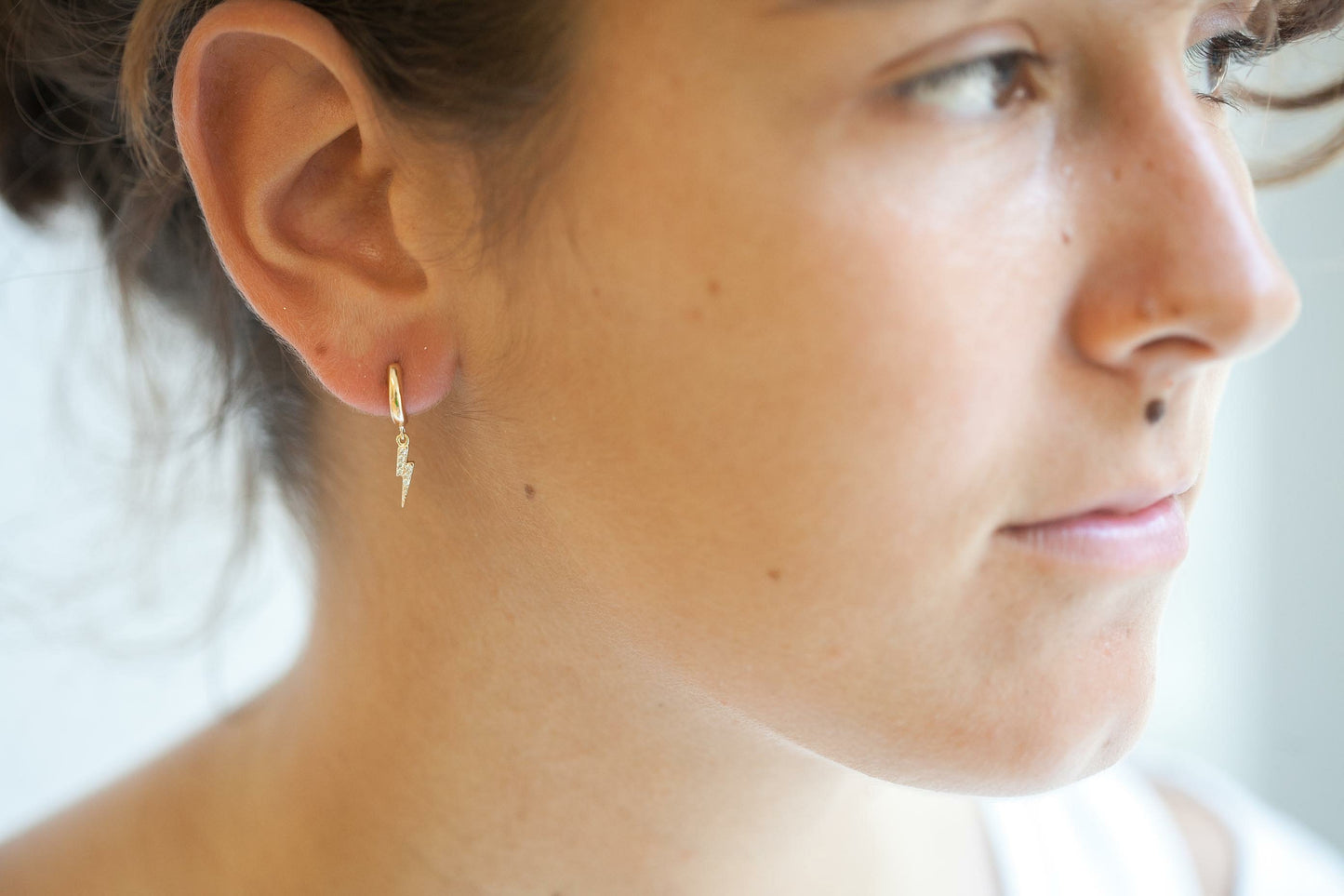 Mini-Creolen mit Blitz-Anhänger vergoldet - Mini-Creolen für Damen