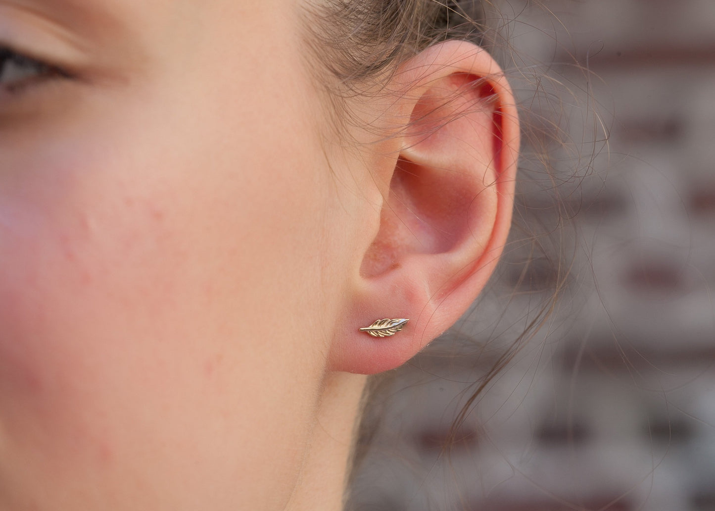 Ohrstecker mit Feder 16Karat vergoldet