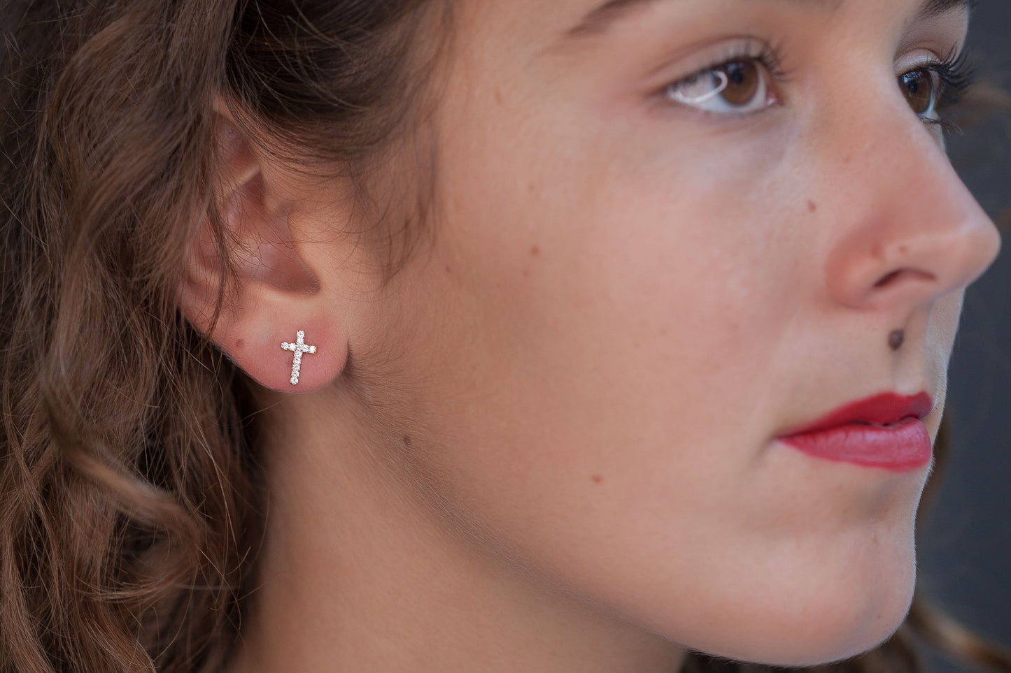 Kreuz Ohrstecker mit Zirkonia - Vergoldet