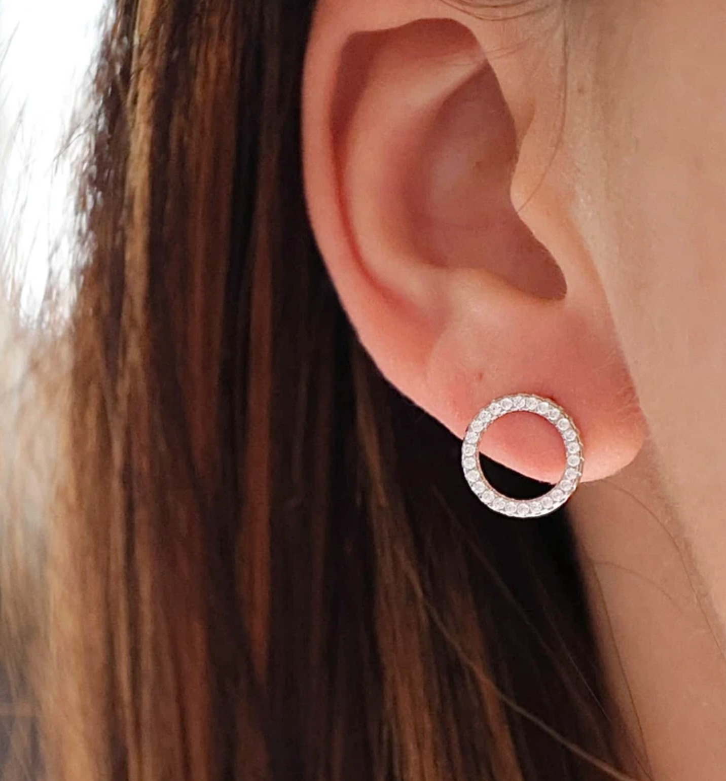 Ohrringe Ohrstecker Kreis mit Zirkoniasteinen aus Silber