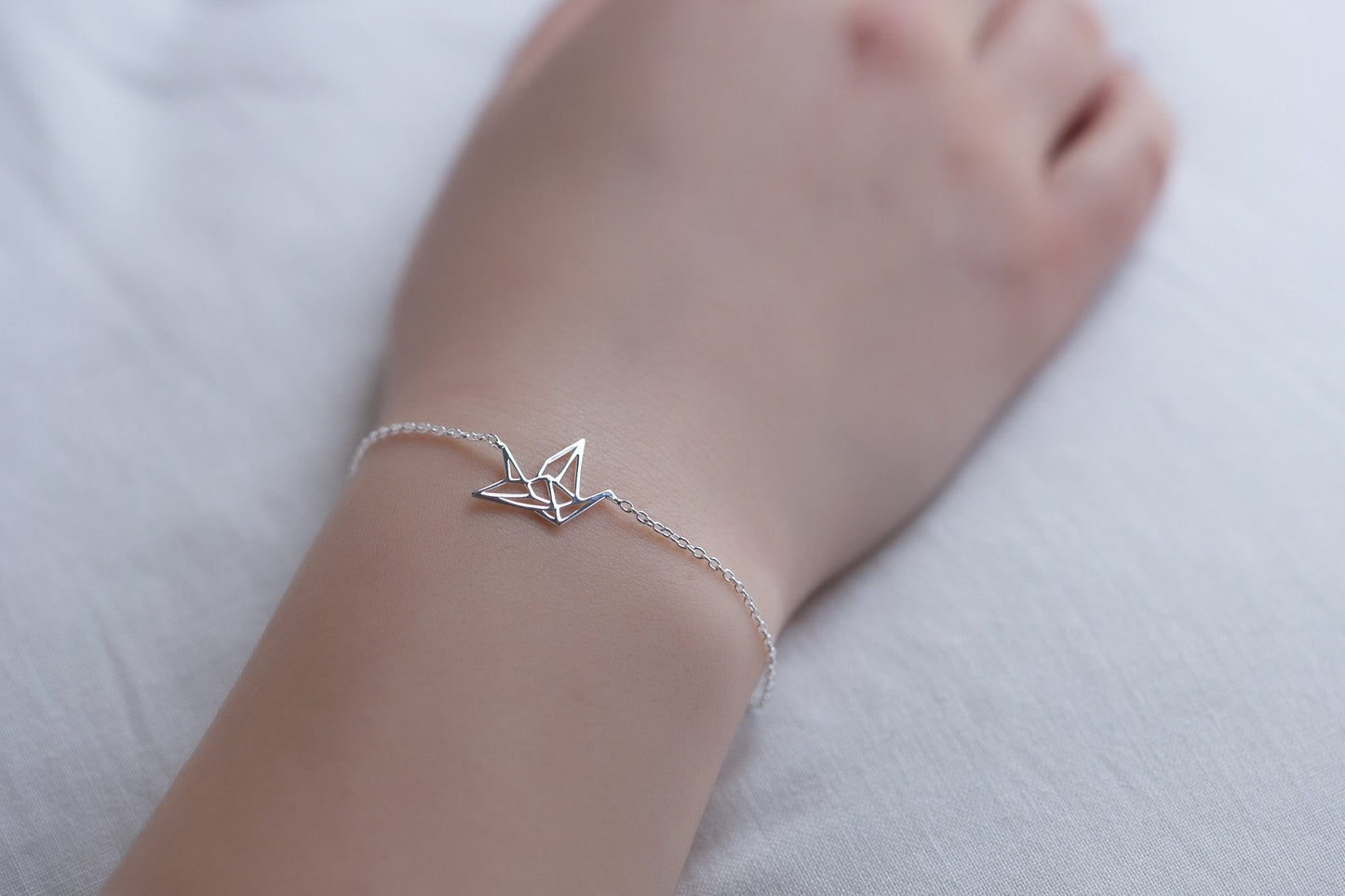 Armband mit Origami-Vogel aus 925er Silber – Eleganz mit symbolischer Bedeutung