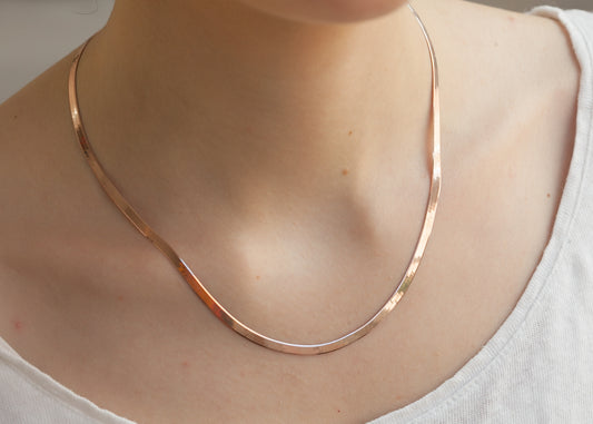Flache Schlangenkette 18K rosévergoldet