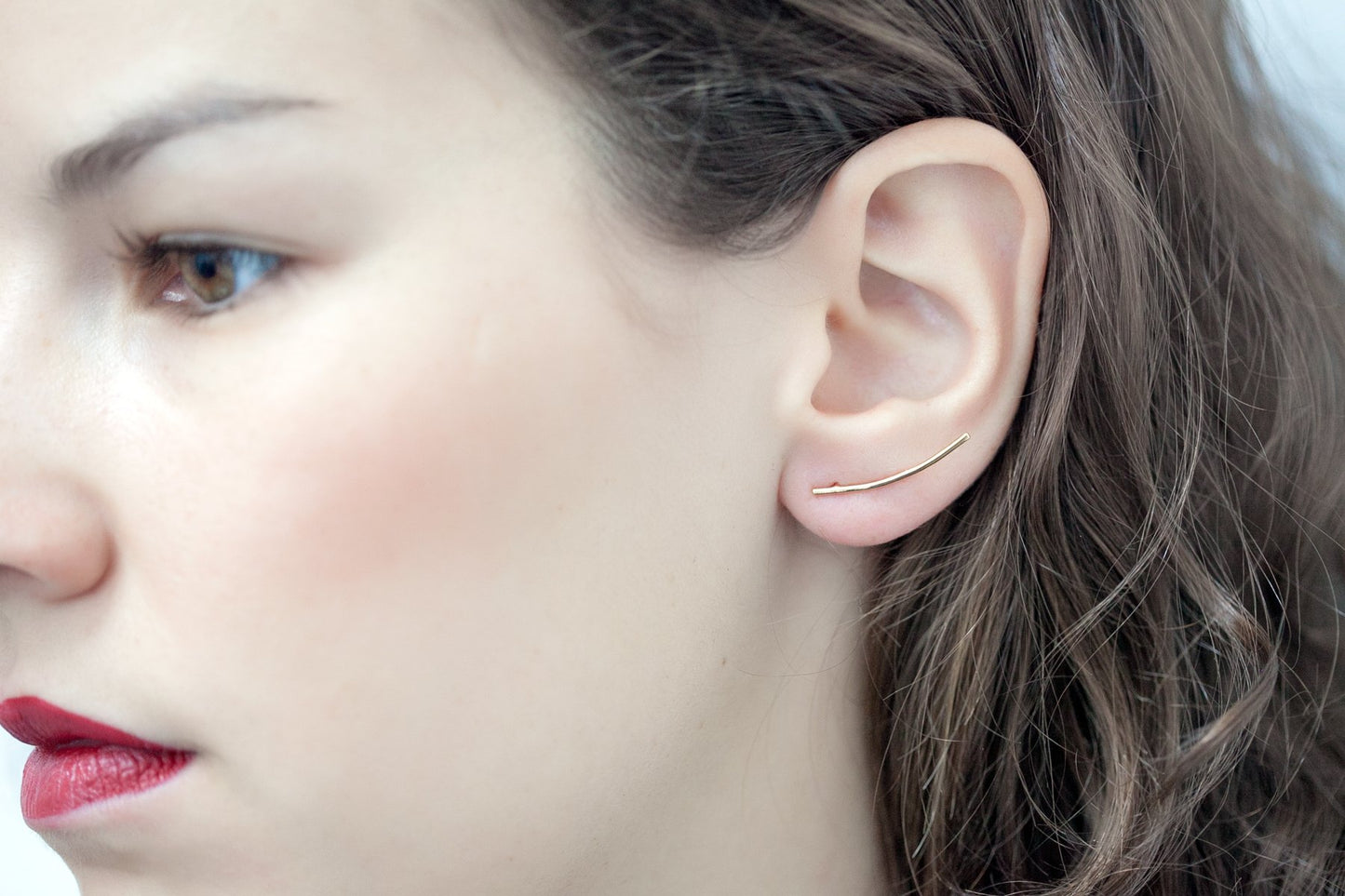 Stäbchen Ohrringe. Minimalistischer Schmuck. Vergoldet