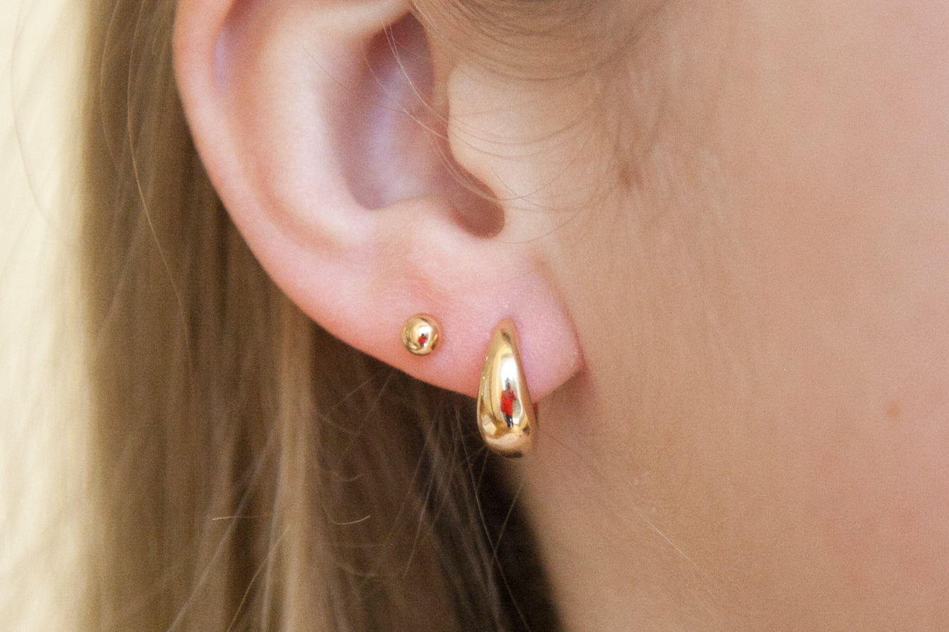 18K vergoldete Ohrringe – Tropfenform, leicht & elegant