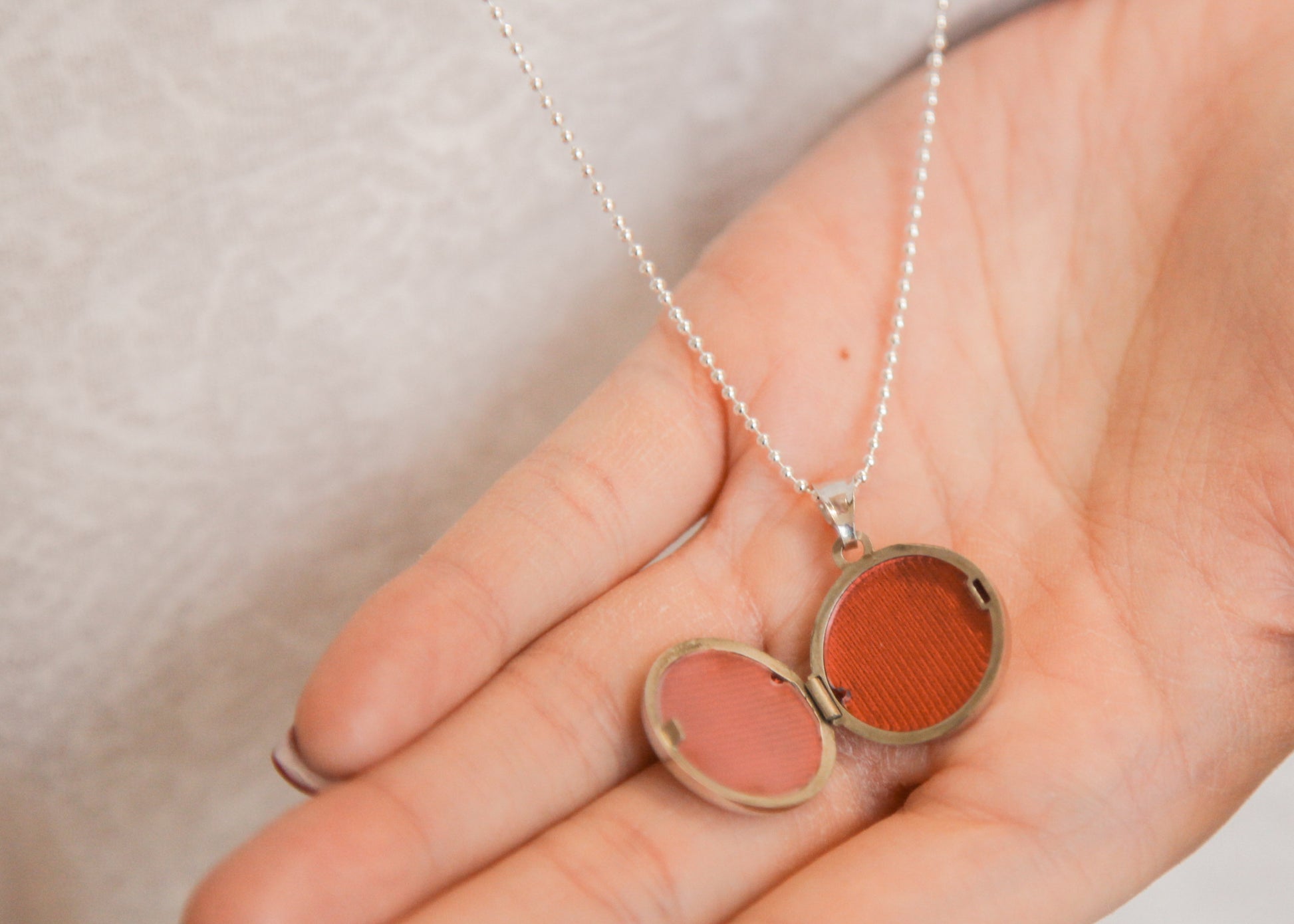 Lange Kette mit Rund Foto Medaillon - Sterling Silber