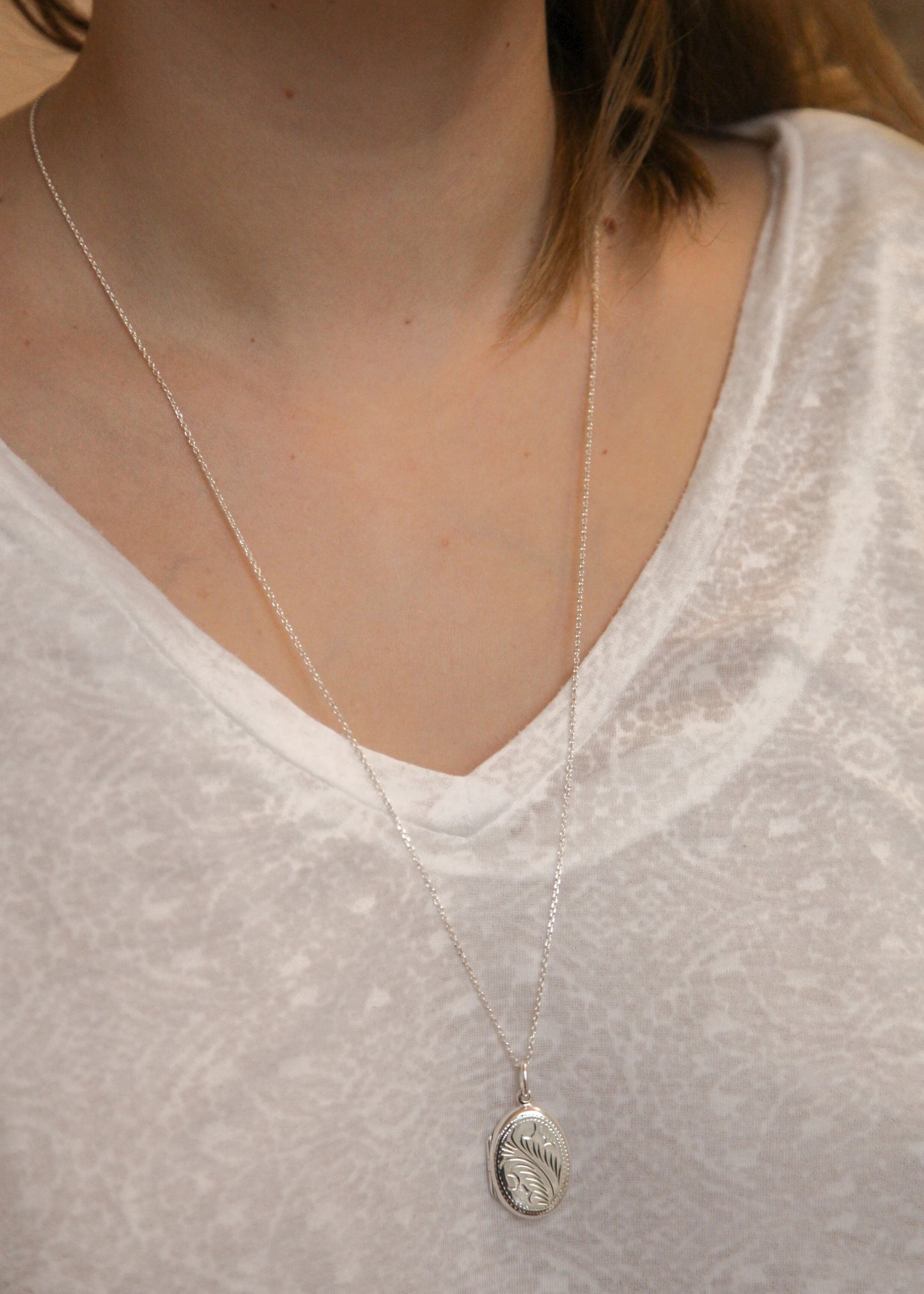 Lange Kette mit Foto Medaillon aus Silber