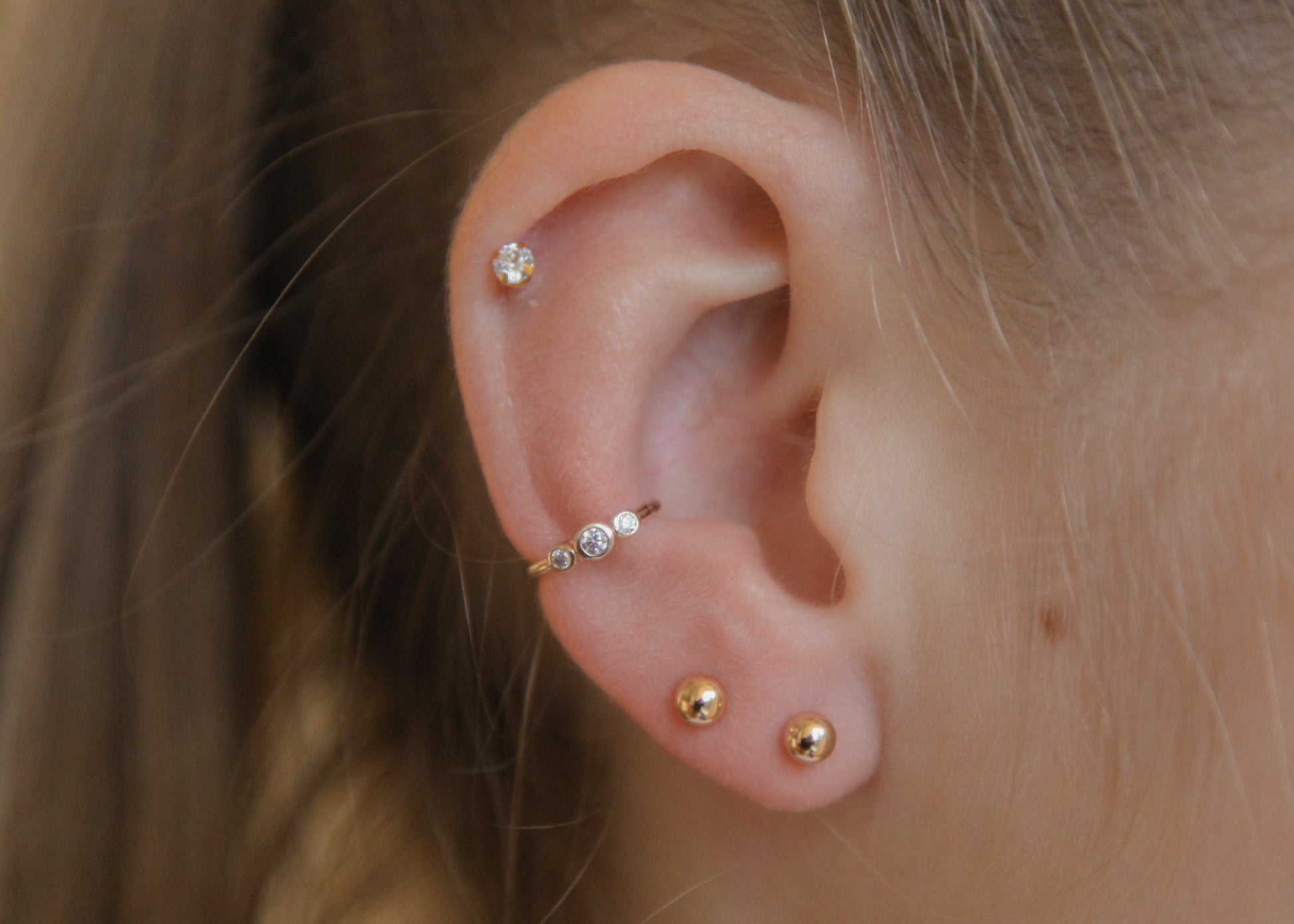 Ohr Manschette Ohrring mit Zirkonia 16K Vergoldet