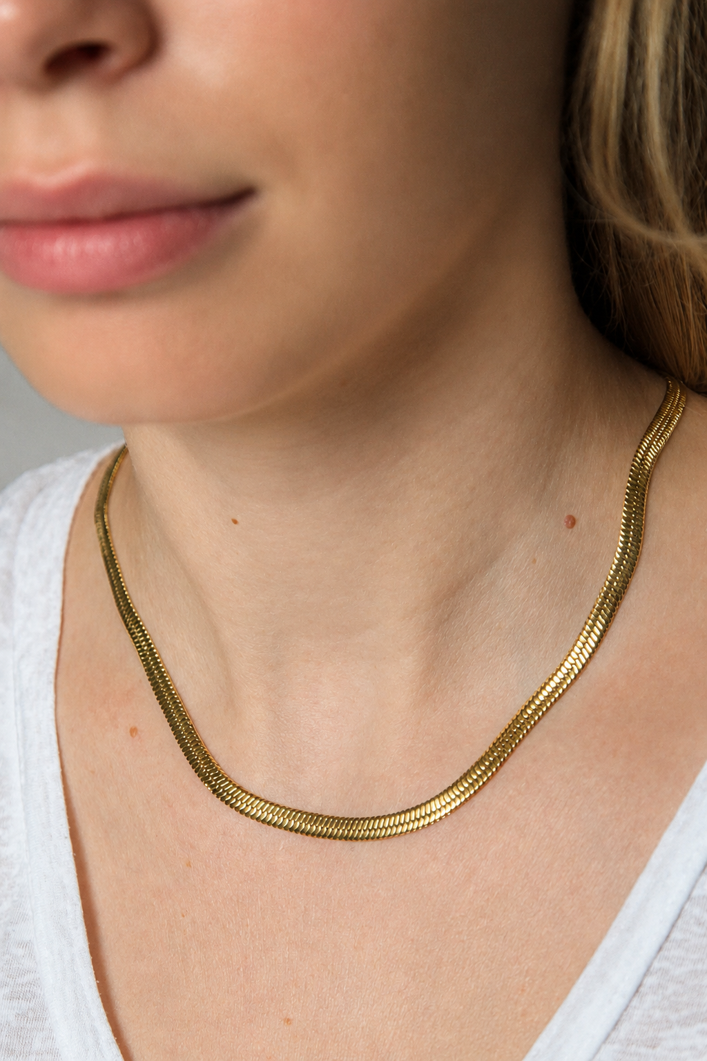 Goldene Schlangenkette aus Edelstahl