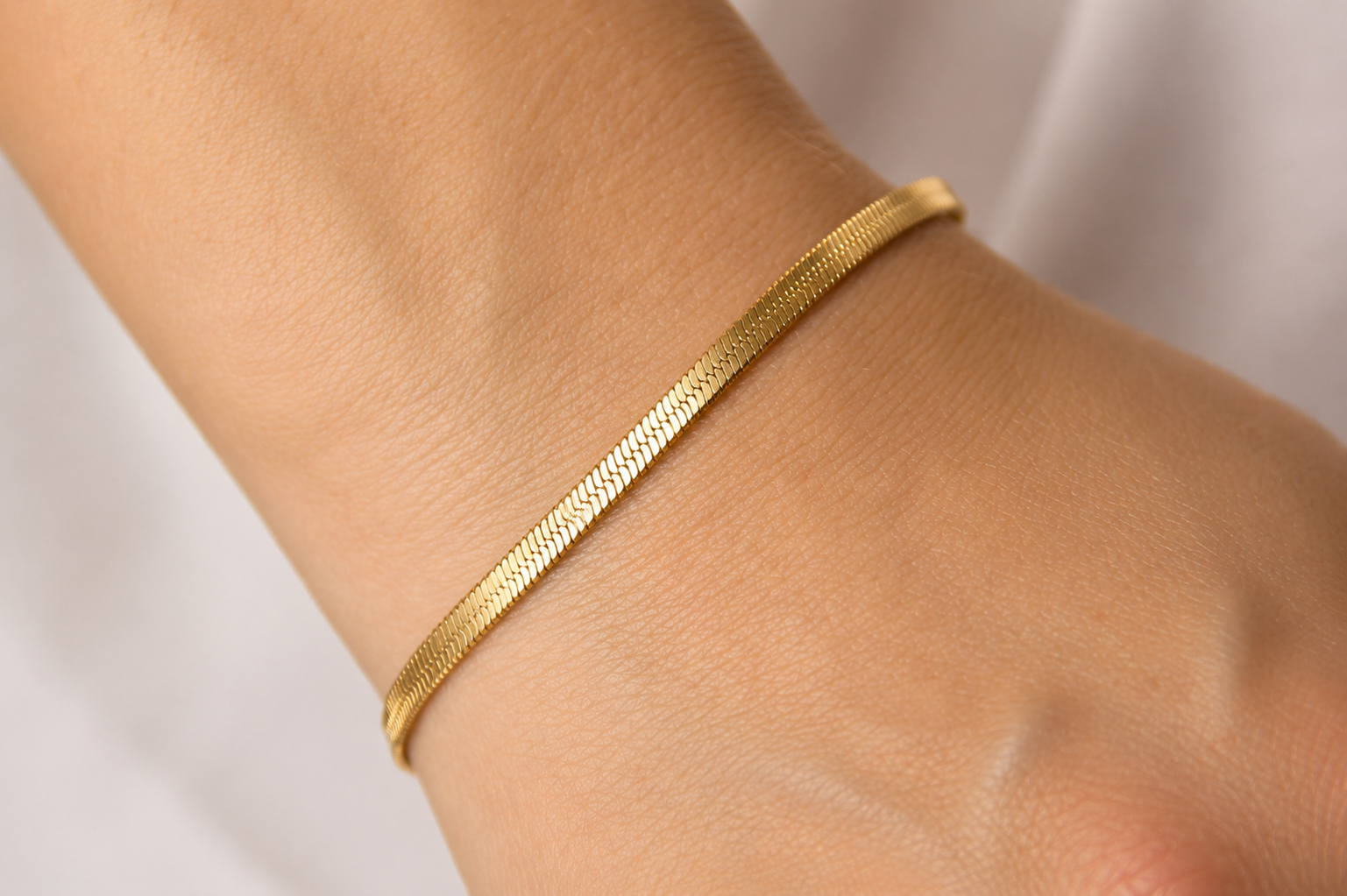 Spiegelarmband aus goldenem Edelstahl