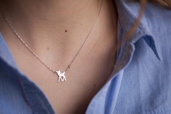 Bambi • Zarte Halskette mit Rehkitz versilbert