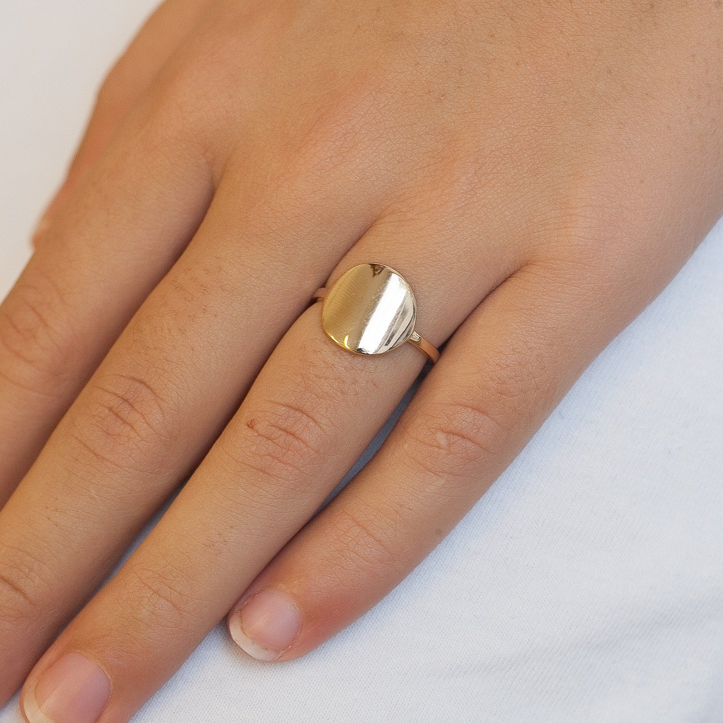 Feiner Ring mit Scheibe | 16Karat vergoldet