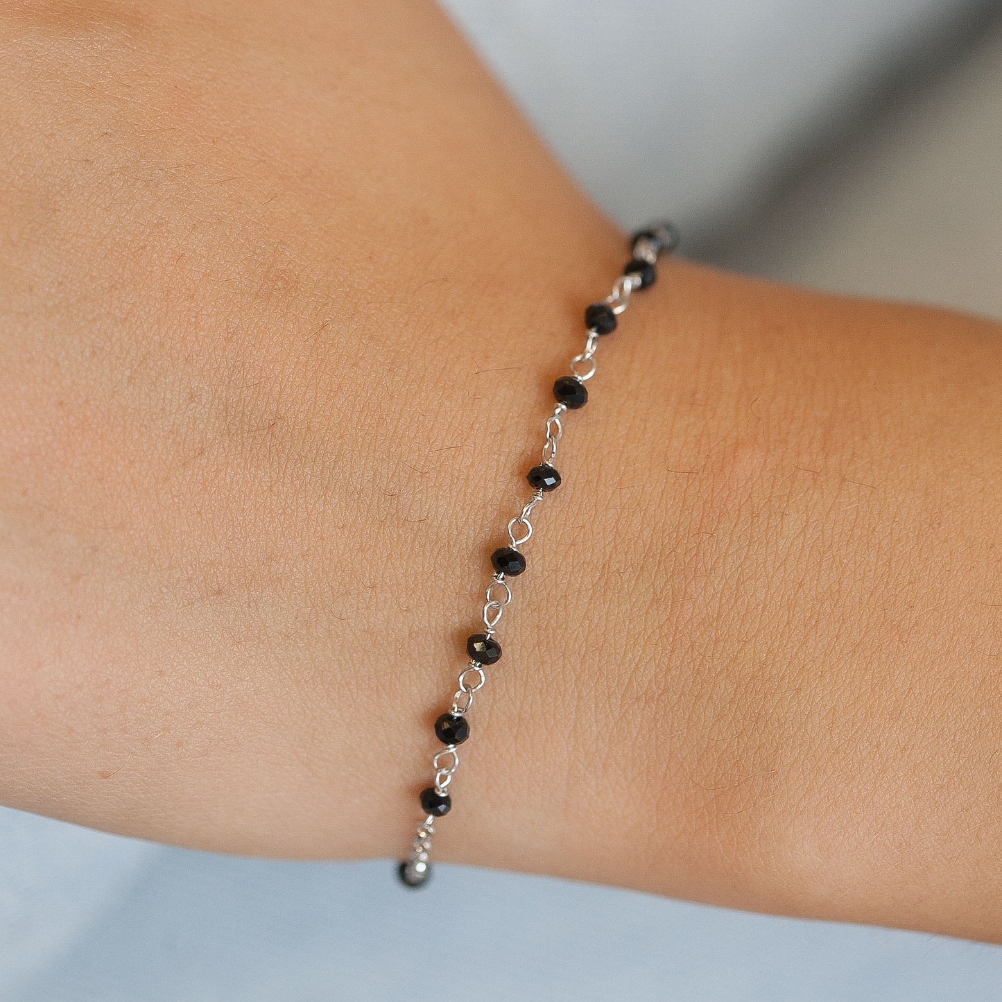 Armband Rosenkranz Santa Rita aus 925er Silber mit schwarzen Perlen