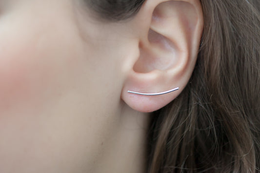 Stäbchen Ohrringe aus Silber. Minimalistischer Schmuck