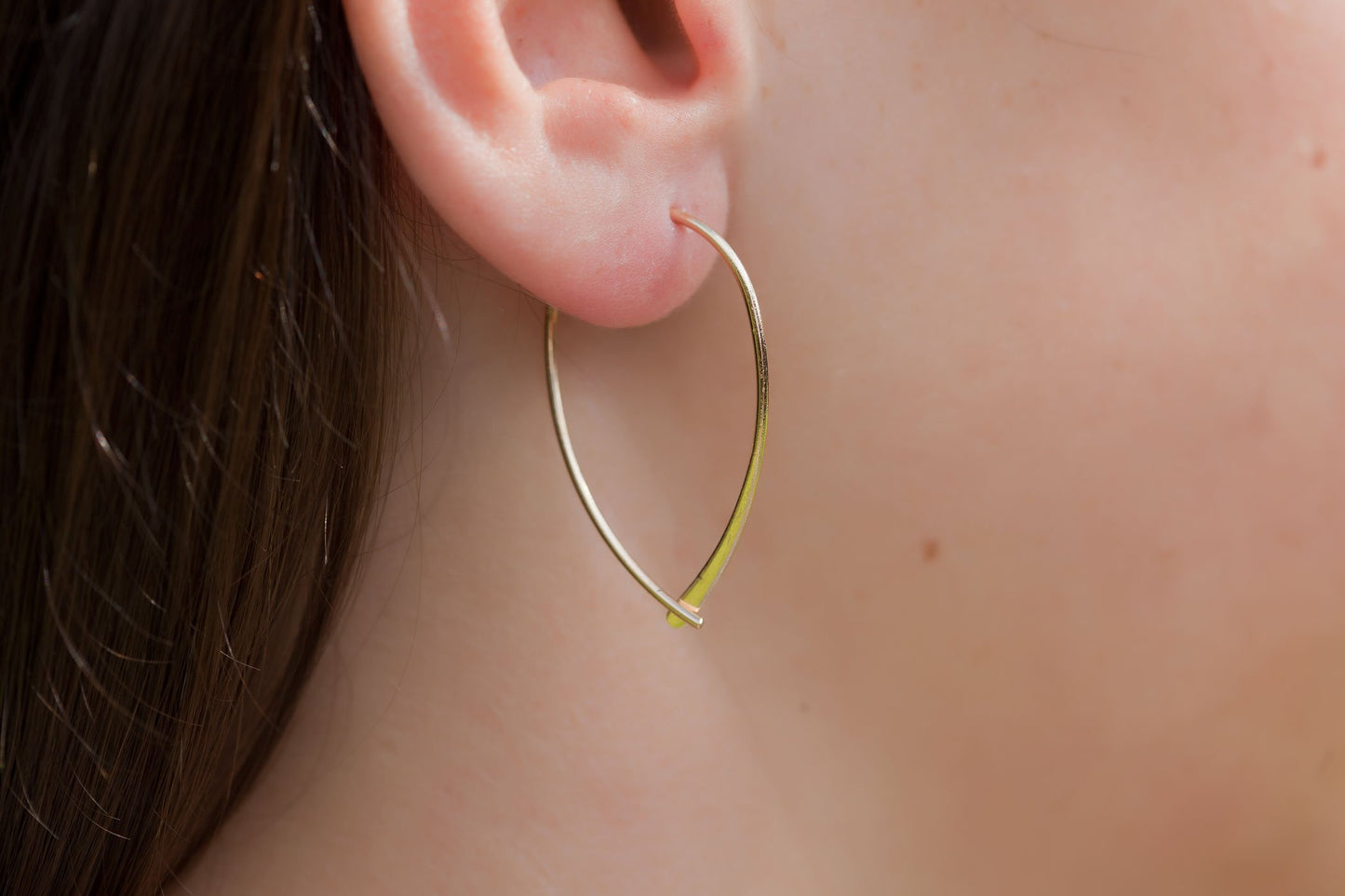 Tropfen Geometrische Creolen Ohrringe | 16Karat vergoldet
